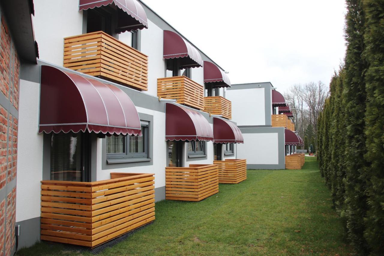 ホテル Lh Boardinghouse Gmbh - Wi Dahaam Küps エクステリア 写真